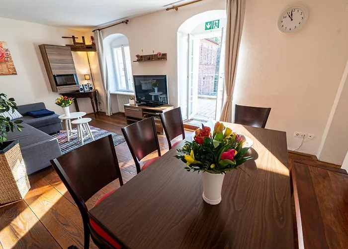 בית הארחה Zur Postmeile בלציג